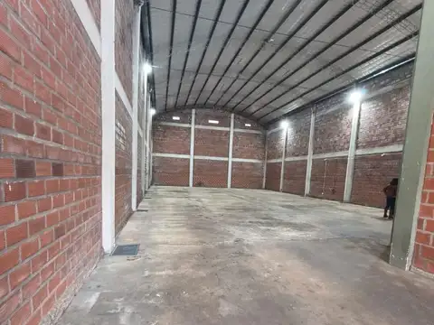 Galpon en Alquiler en Posadas, $ 1.800.000