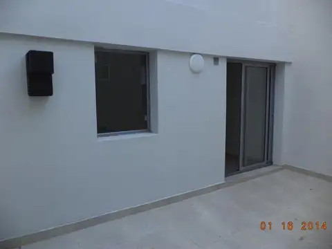 Hermoso Departamento con patio