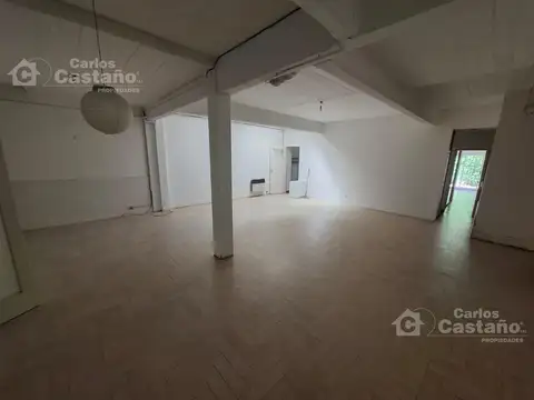 Depto Tipo Casa en Venta con 1 cocheras