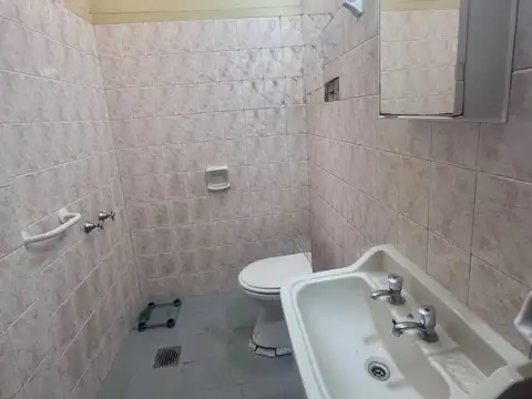 Depto Tipo Casa 5 ambientes con 3 baños