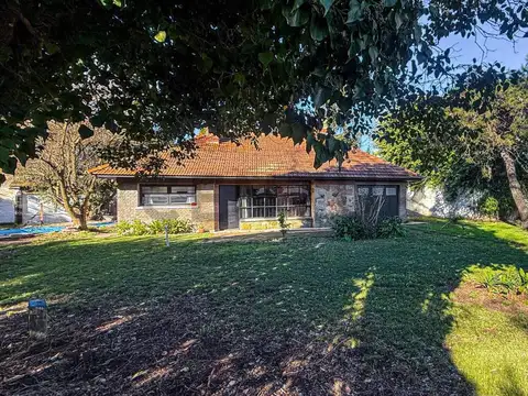 VENTA DE CASA 4 AMBIENTES CAISAMAR