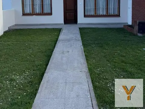 Casa en Venta - 2 Dormitorios 1 Baño - 200mts - Mar Del Plata