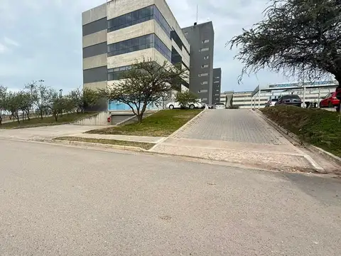 Oficina en Alquiler en Córdoba, USD 2.600