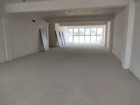 Local Comercial a Estrenar 483 m² en 3 Plantas - S.Justo (Ctro)