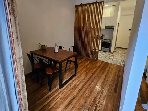 Piedras 800, Piso 1