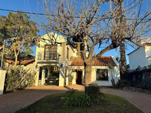 Venta Casa en Aranjuez Country Club APTO CREDITO