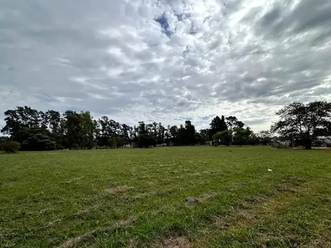 Gran terreno sobre ruta 3