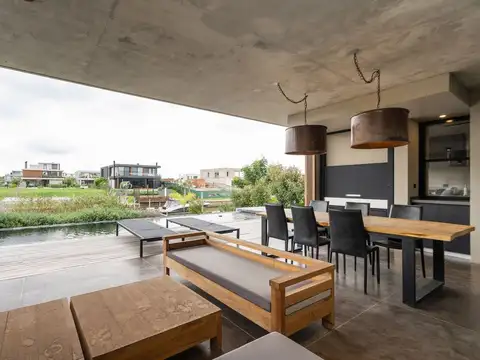 Venta casa al rio, El Yacht, Nordelta