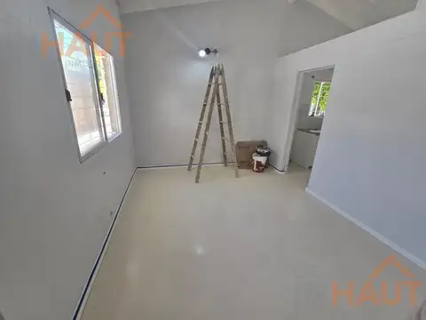Depto Tipo Casa en Venta en Cipolletti, USD 150.000