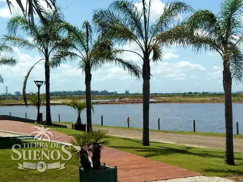 BOULEVAR TIERRA DE SUENO al 2400