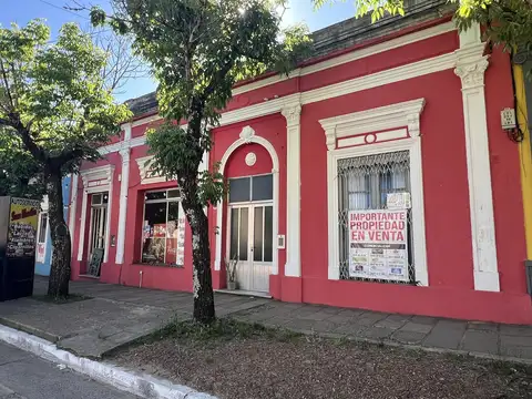 Casa en ColónIMPORTANTE PROPIEDAD EN CALLE SAN MARTÍN