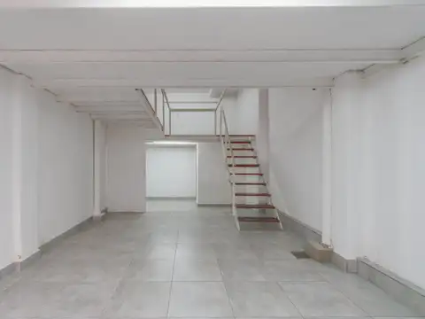 Ayacucho 190 , Piso 0