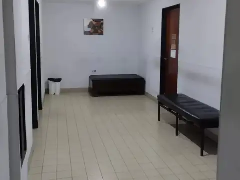 OFICINA - CONSULTORIO 3 AMBIENTES