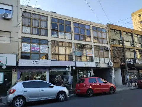 Oficina en Alquiler en Centro, $ 280.000