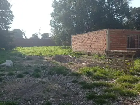Terreno en Venta en Carlos Lemee, USD 35.500