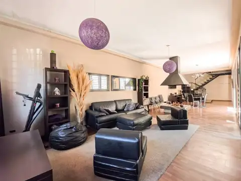 Casa en Venta en Saavedra, USD 389.000