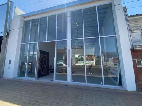 Local en venta en La Plata