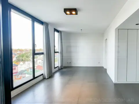 Av Maipu  al 3400, entre Jose ingenieros y San lorenzo