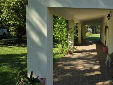 Venta Quinta 3 AMBIENTES en Mariano Acosta.