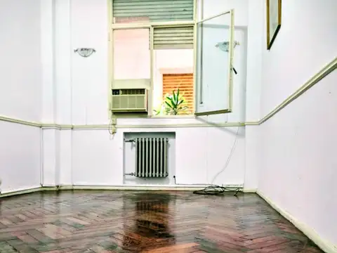 AMPLIAS OFICINAS ESTILO ANTIGUO EXCELENTE ESTADO! TRIBUNALES