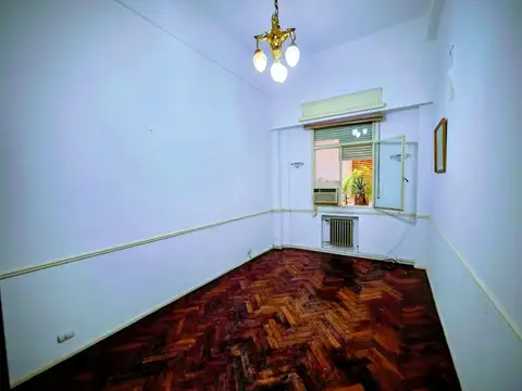 Oficina en Venta en Tribunales, USD 45.000