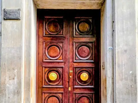 Lavalle 1400, Piso PB