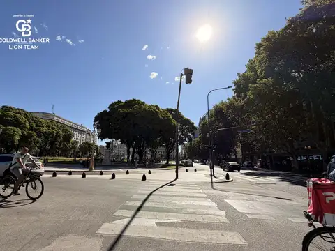 Av. Rivadavia al 1600