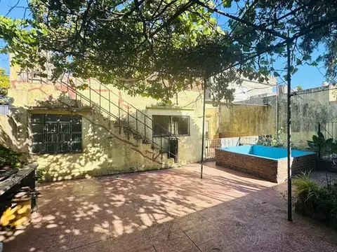 Casa 3 ambientes con 1 baño