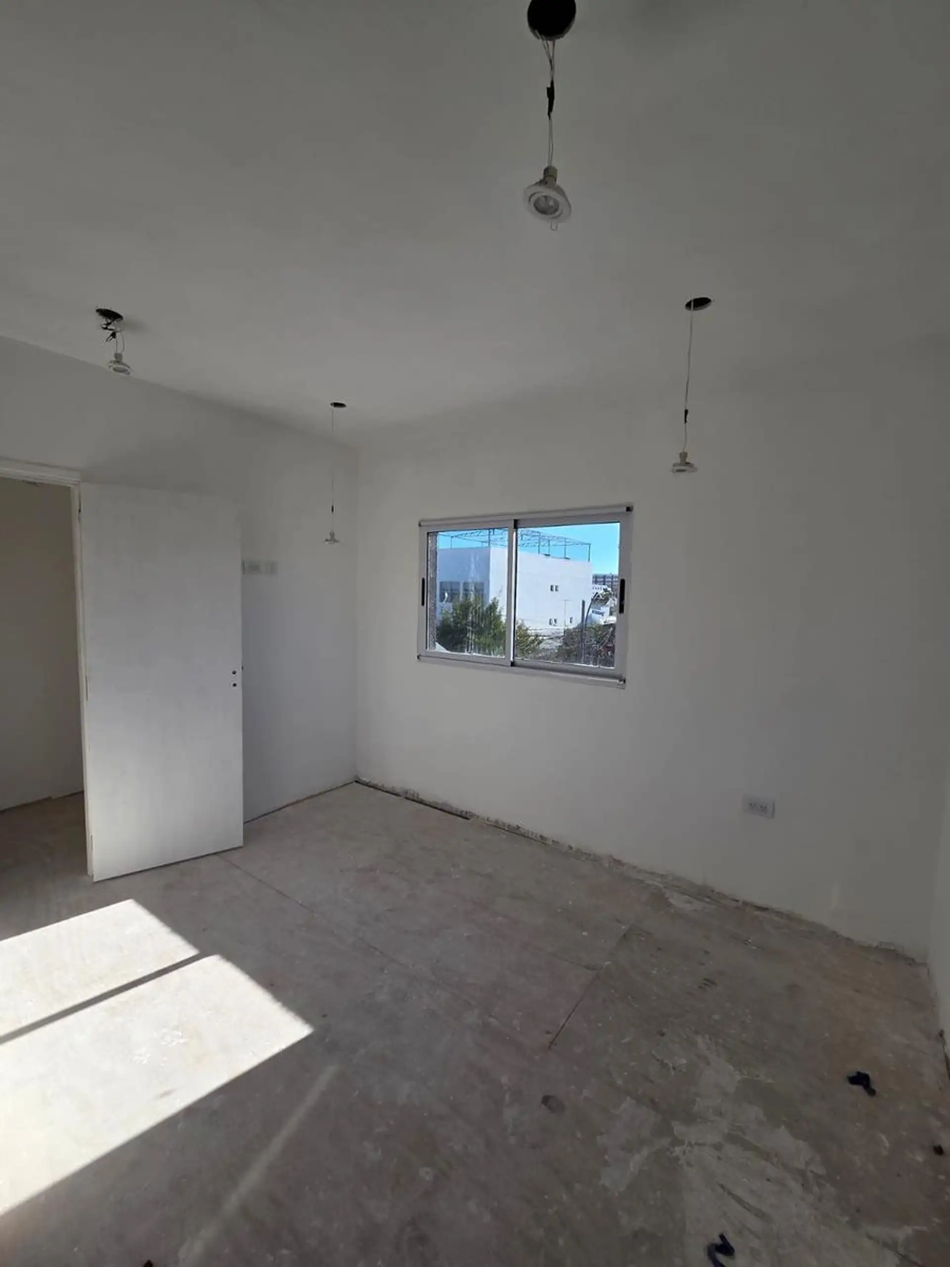 PH en duplex en San Jose 3 ambientes reciclado a la calle