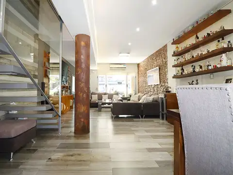 Casa 6 ambientes con 3 baños
