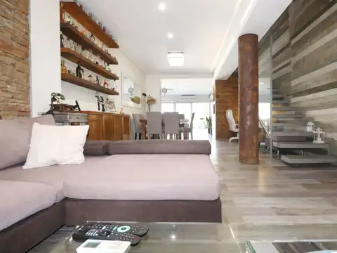 Casa en Venta de 5 dormitorios