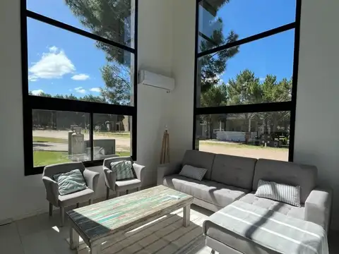 Casa en Alquiler Temporal en Pinamar, USD 1.900