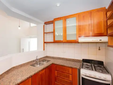 Depto Tipo Casa en Venta en Caballito, USD 165.000