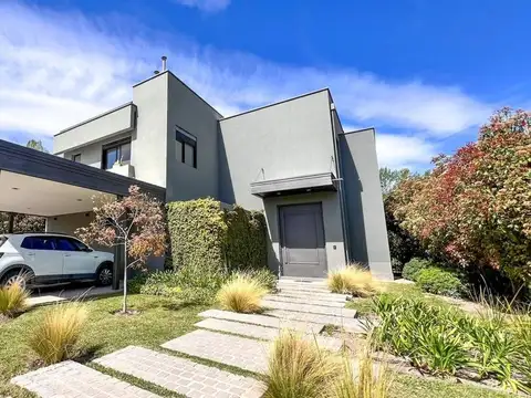 Casa en venta chacras de coria