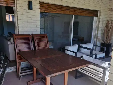 Av Santa Maria de las Conchas  al 4000