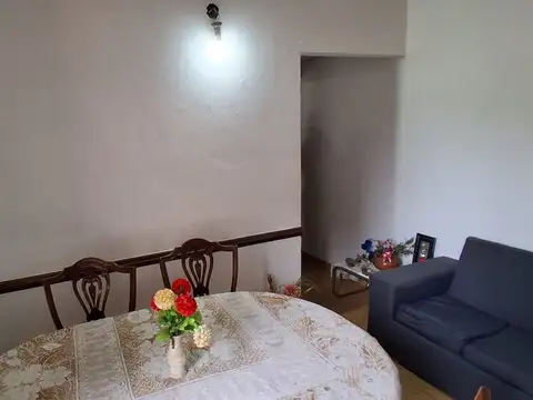 PH INTERNO A 20 MTS DE RUTA 23 MORENO