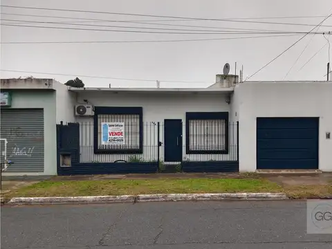 Casa en Venta en Berazategui, USD 120.000