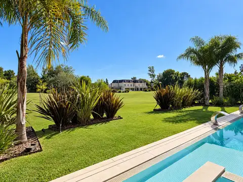 Casa en Alquiler de 4 dormitorios