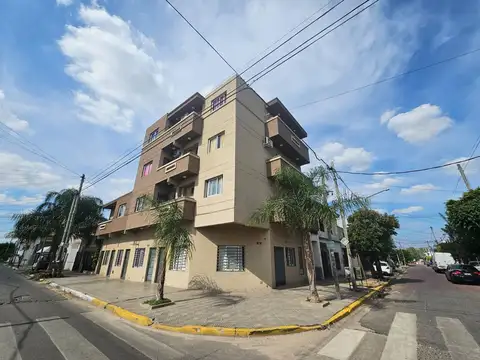 Departamento 2 amb. con balcon en alquiler villa Constructora