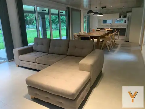 Casa en Venta en Santa Clara del Mar, USD 400.000