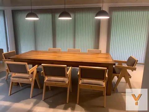 Casa 5 ambientes con 4 baños