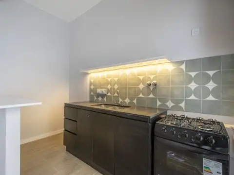 Depto Tipo Casa 2 ambientes con 1 baño
