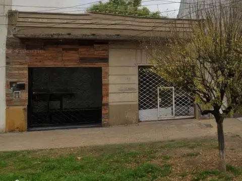 Locales Comerciales en venta - 2 Salones 2 baños - 46mts2 - Tres de Febrero, Caseros