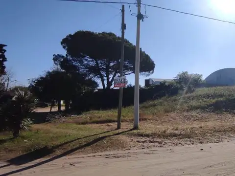 Paseo 109 esquina AV. 12 100