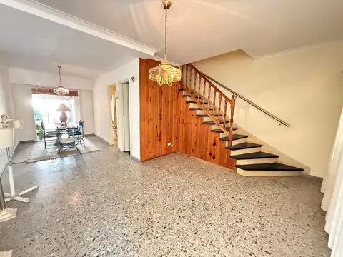 Casa en Venta en Martínez, USD 240.000