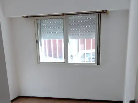 Depto Tipo Casa en Alquiler de 1 dormitorio