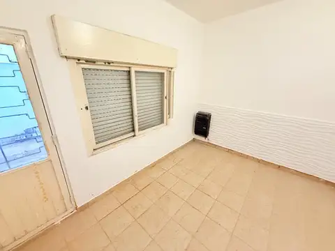 Casa en Alquiler con 1 cochera