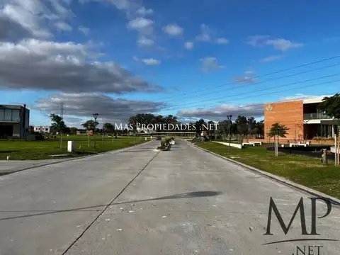 Terreno en Venta 30  mts Frente
