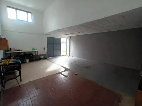 Local Deposito En Venta En Caseros