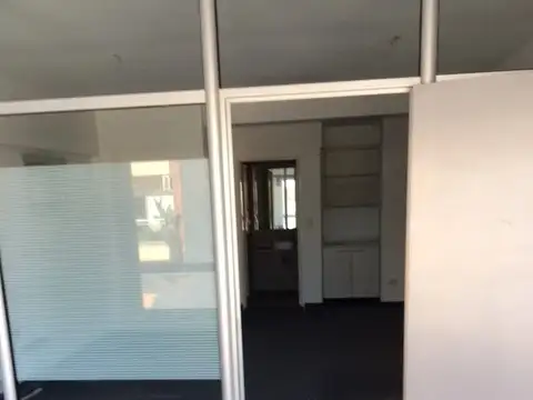 OFICINA MODERNA DE 36 M2 AL FRENTE CON AMENITIES. ! DISPONIBLE A PARTIR DEL 1/4/2026